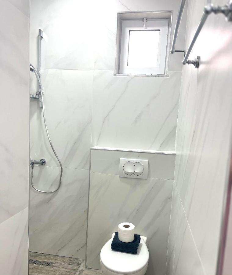 Viva Apartments Пермети Экстерьер фото