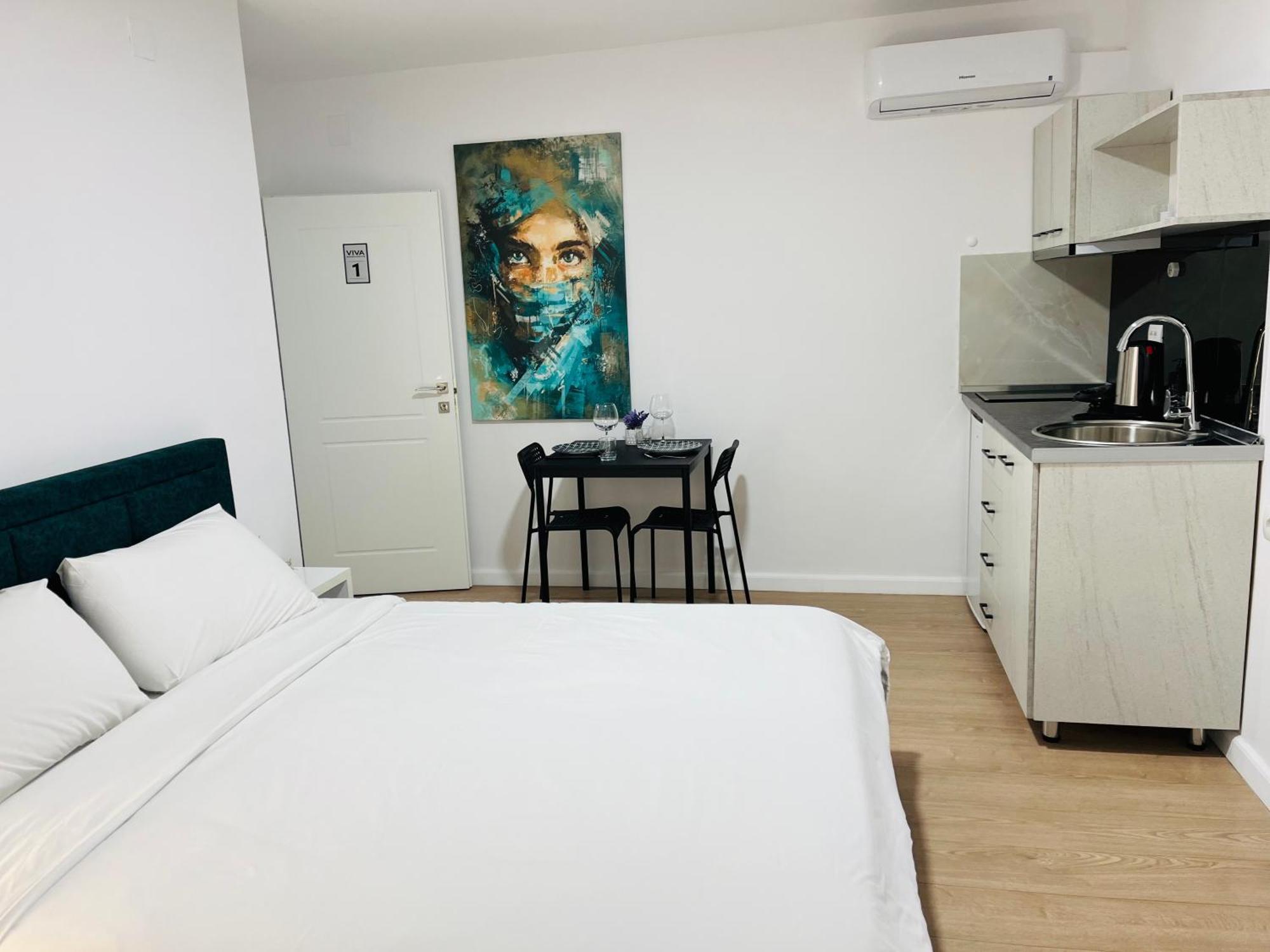 Viva Apartments Пермети Экстерьер фото