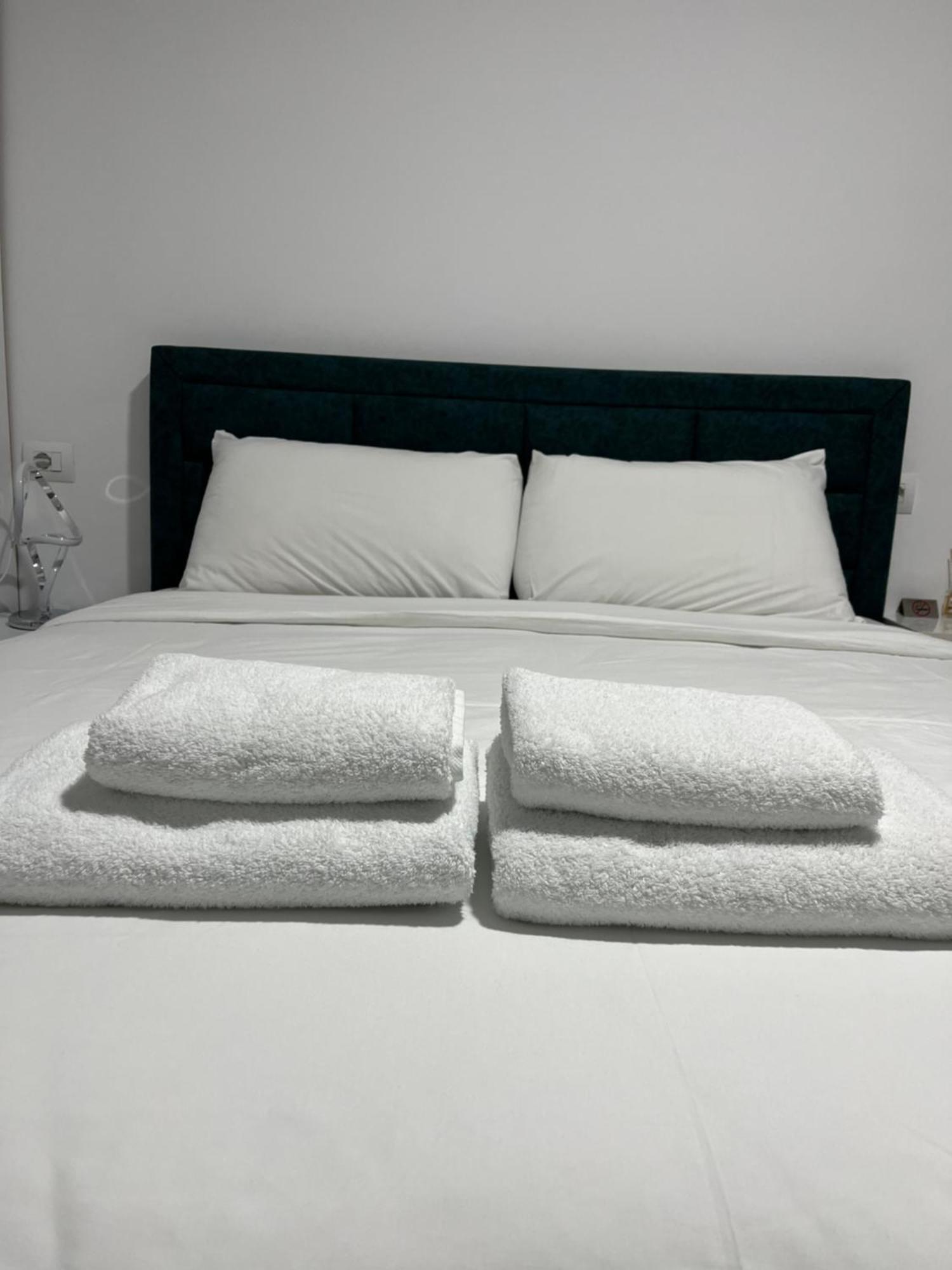 Viva Apartments Пермети Экстерьер фото