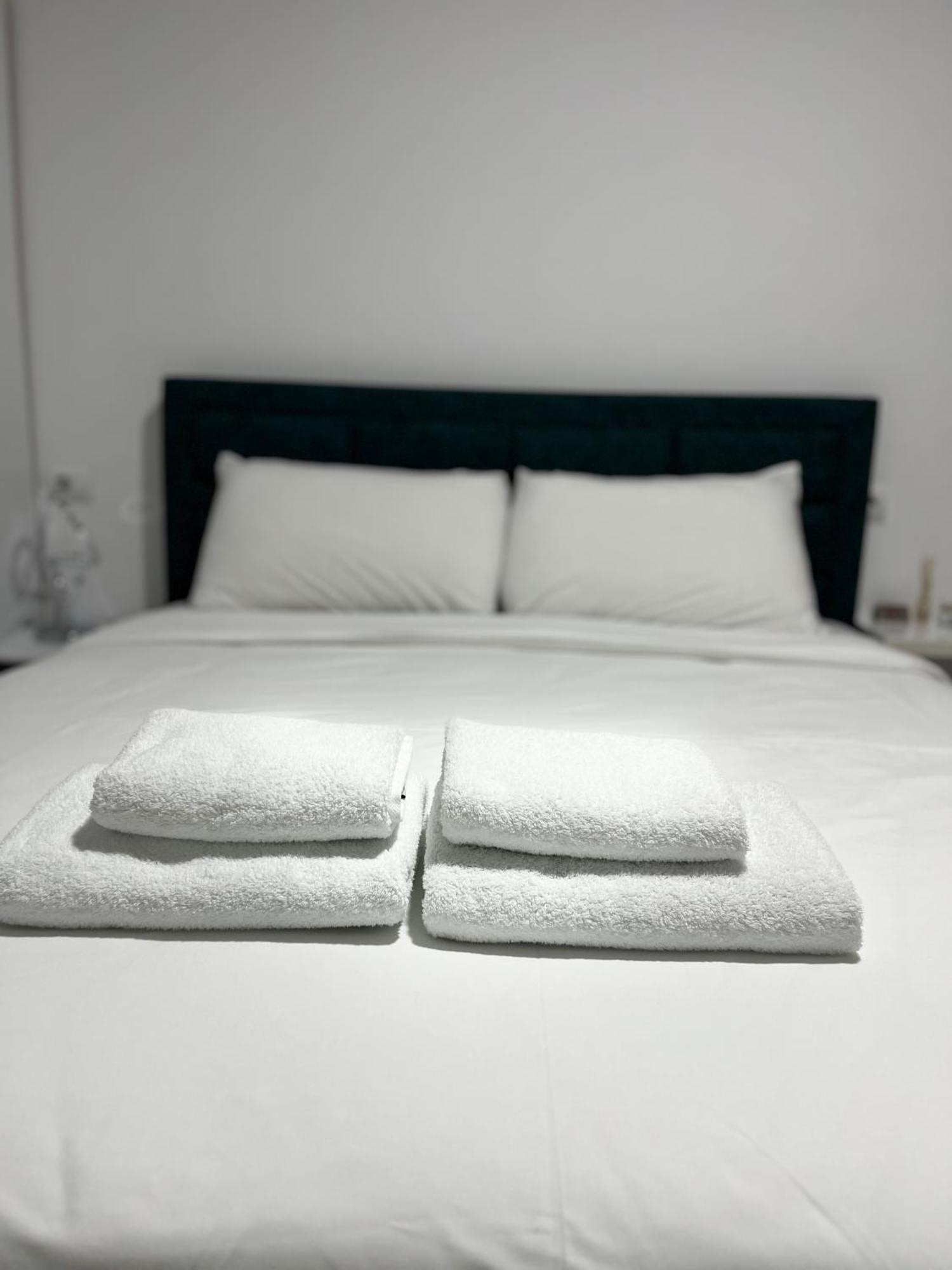 Viva Apartments Пермети Экстерьер фото